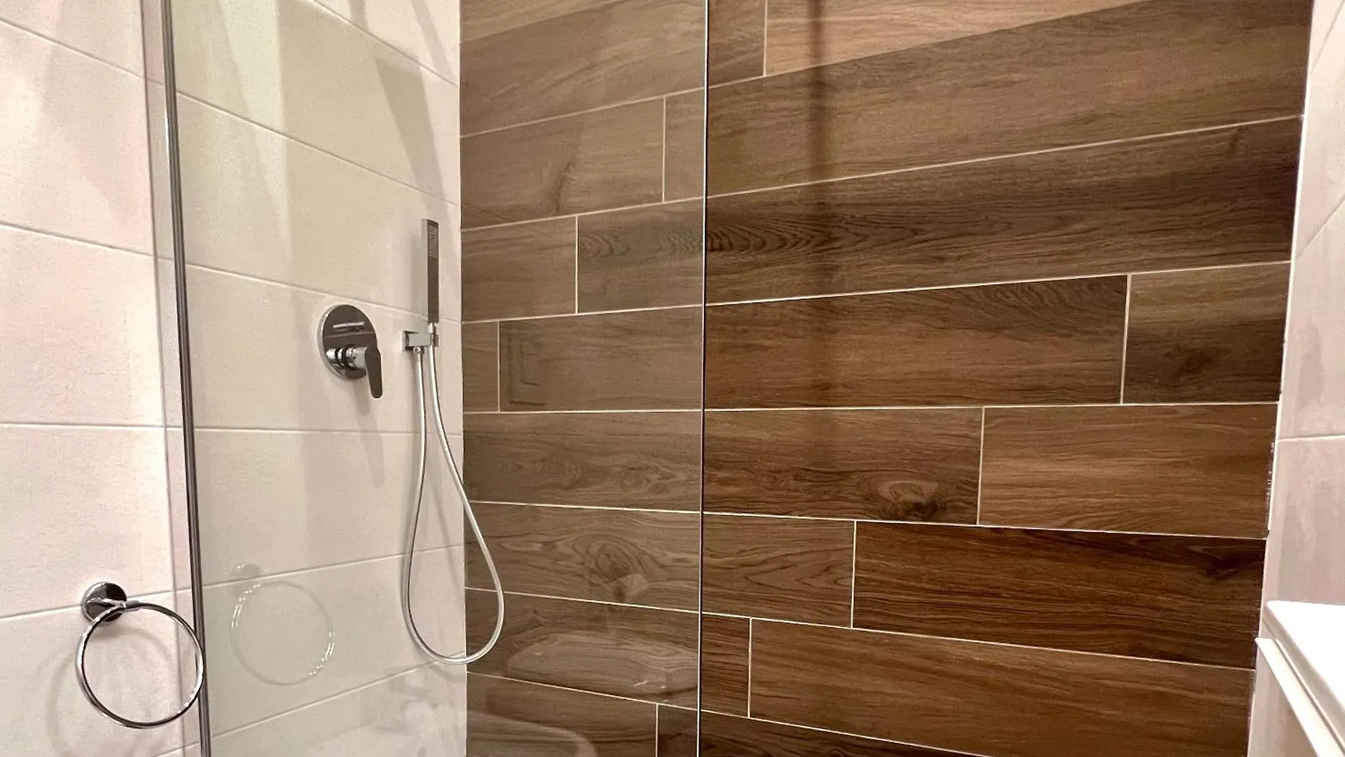 Chiaia Exclusive Apartment Naples