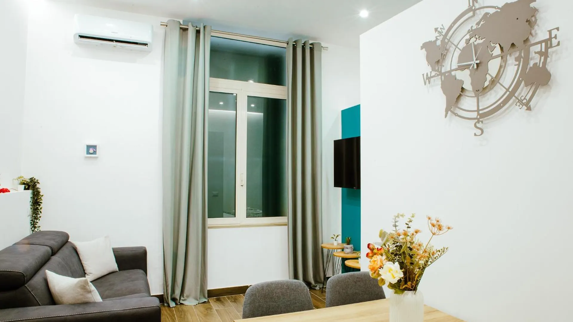 Chiaia Exclusive Apartment Naples