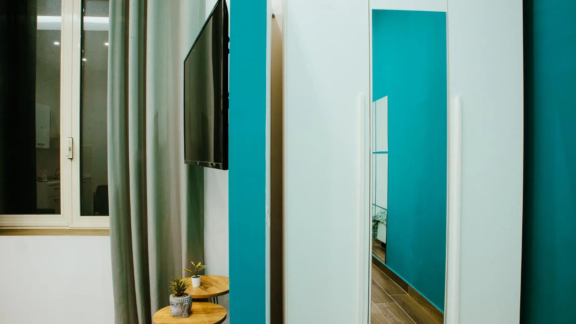 Chiaia Exclusive Apartment Naples 0*,